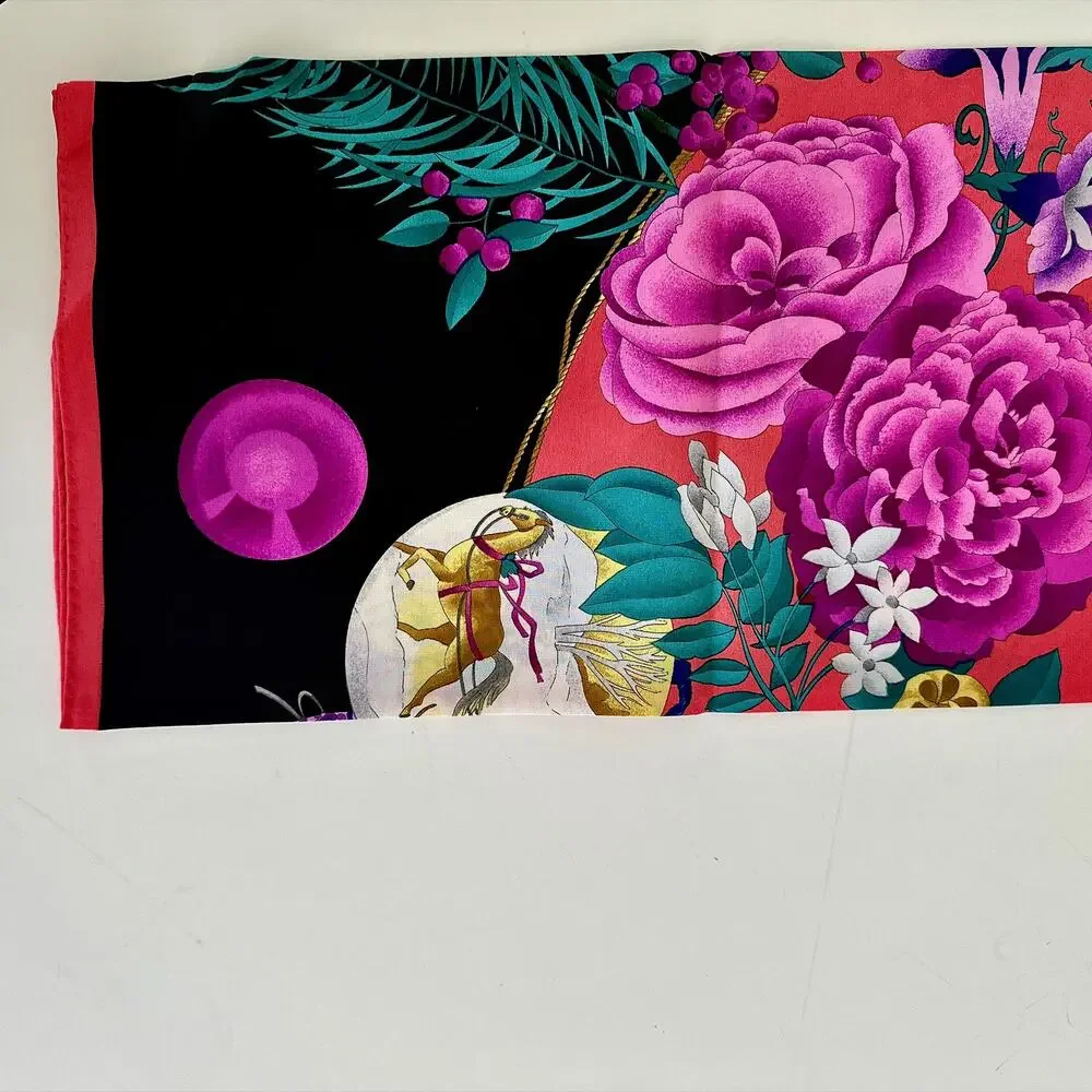 VINTAGE LEONARD HOLIDAY SILK SCARF IN GIFT BOX